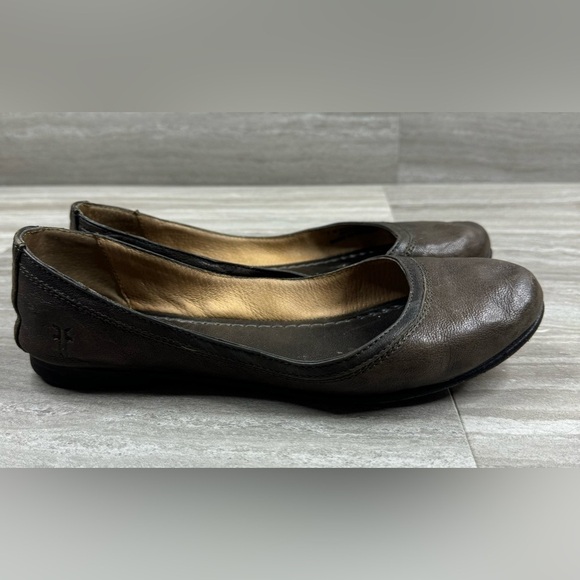 Frye Carson Round Toe Leather Sole Ballet Flats 7B - Picture 2 of 13